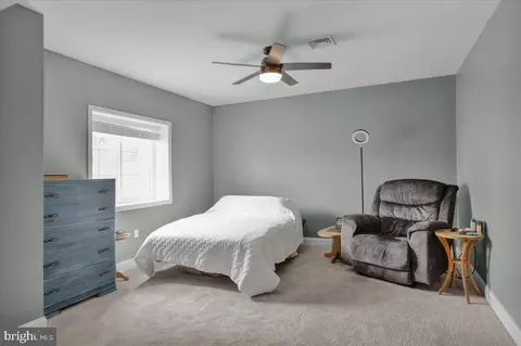 Bedroom - 7 Foxgrove Dr Rd, Sinking Spring, PA 19608 photo 8 of 8