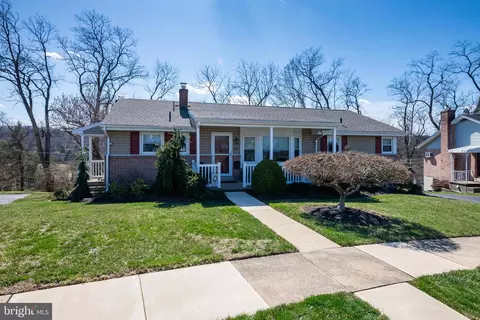 439 Holland St, Shillington, PA 19607