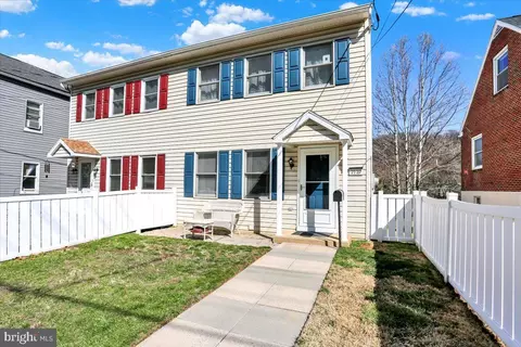 2127 Fairview Ave, Reading, PA 19606