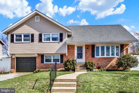 1107 Lilac Ln, Reading, PA 19609