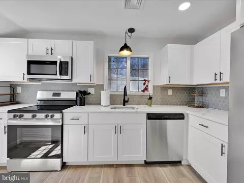 Kitchen - 1713 Liggett Ave, Reading, PA 19607 photo 3 of 3