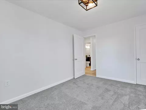Bedroom - 1713 Liggett Ave, Reading, PA 19607 photo 3 of 3