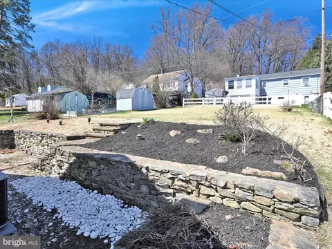Exterior - 1713 Liggett Ave, Reading, PA 19607 photo 2 of 4