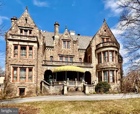 1120 Centre Ave, Reading, PA 19601
