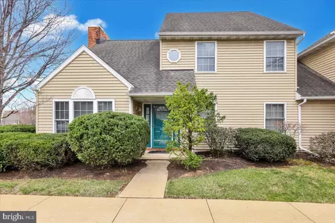 101 Heather Ln, Reading, PA 19610