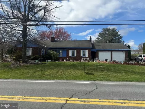 1190 State St, Mertztown, PA 19539