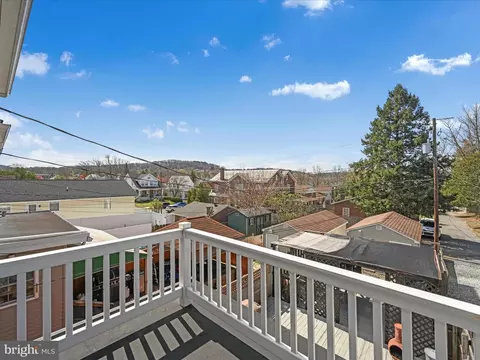 Exterior - 214 N Waverly St, Reading, PA 19607 photo 3 of 10