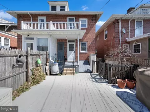 Exterior - 214 N Waverly St, Reading, PA 19607 photo 6 of 10