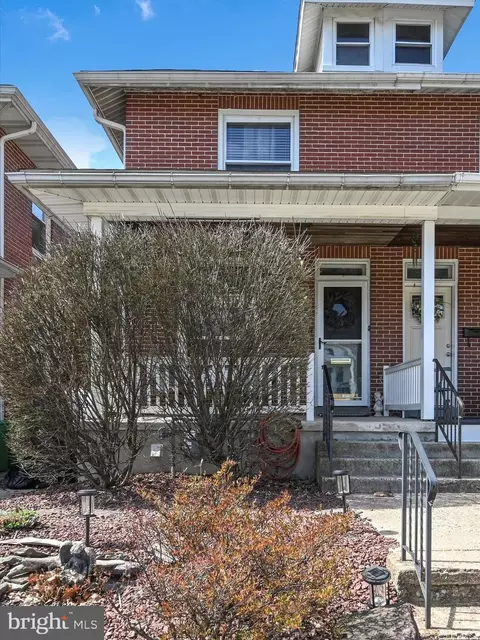 Exterior - 214 N Waverly St, Reading, PA 19607 photo 10 of 10