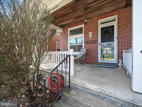 Exterior - 214 N Waverly St, Reading, PA 19607 photo 2 of 10