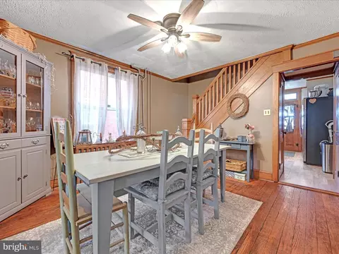 Dining - 214 N Waverly St, Reading, PA 19607 photo 1 of 2