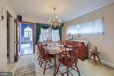 Dining - 3902 Reiff Pl, Reading, PA 19606 photo 1 of 6