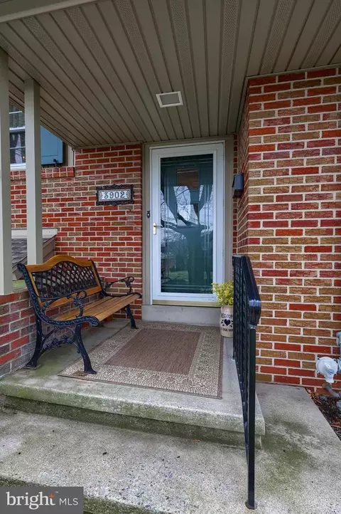 Exterior - 3902 Reiff Pl, Reading, PA 19606 photo 6 of 10