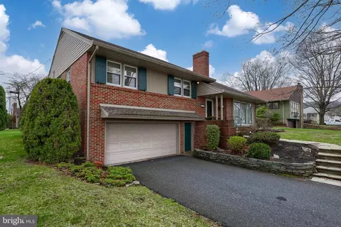 Exterior - 3902 Reiff Pl, Reading, PA 19606 photo 4 of 10