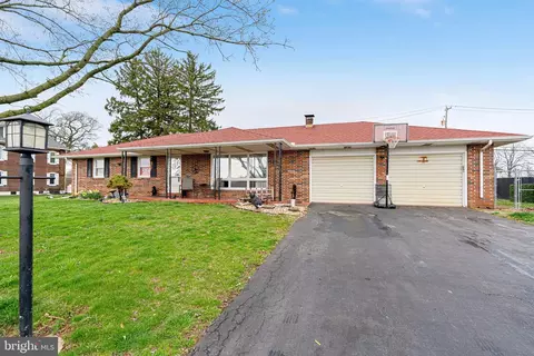 428 Snyder Rd, Reading, PA 19605