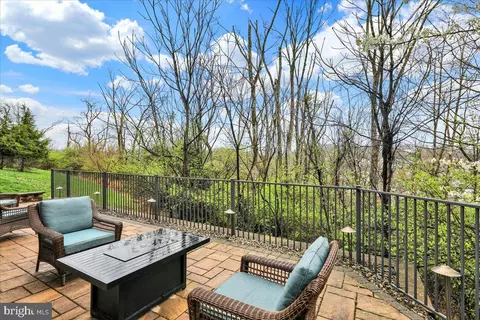359 Constitution Ave, Reading, PA 19606 photo 40