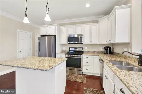 359 Constitution Ave, Reading, PA 19606 photo 12