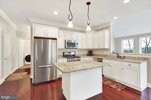 359 Constitution Ave, Reading, PA 19606 photo 11