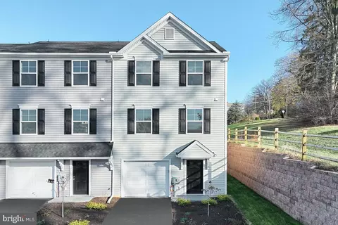 102 Kuechler Ct #LOT 10, Reading, PA 19606