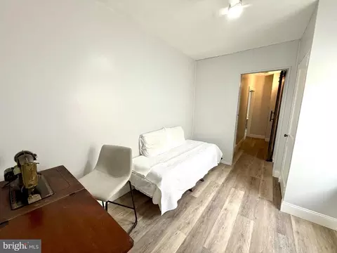 Bedroom - 1130 Oley St, Reading, PA 19604 photo 8 of 10