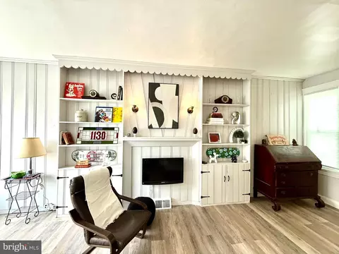 Living - 1130 Oley St, Reading, PA 19604 photo 1 of 1