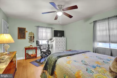 508 Sherwood St, Reading, PA 19607 photo 13
