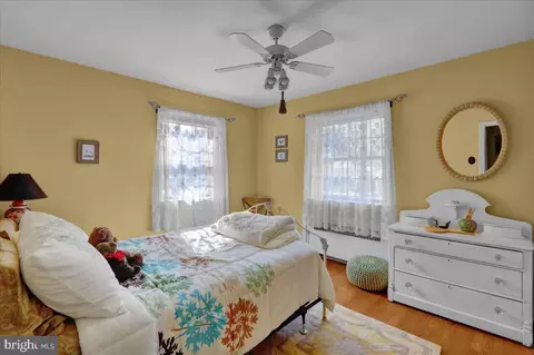 508 Sherwood St, Reading, PA 19607 photo 16