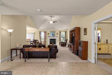 635 Ebersole Rd, Reading, PA 19605 photo 6