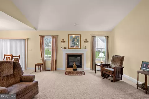 635 Ebersole Rd, Reading, PA 19605 photo 8