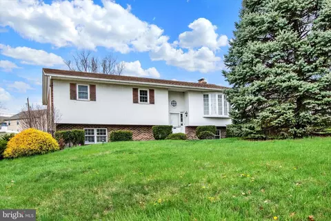 26 Franklin Ave, Hamburg, PA 19526