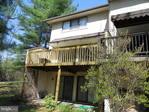 17 Pine Woods Ct, Reading, PA 19607 photo 6