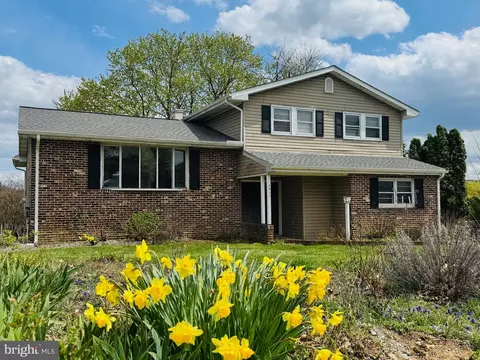 3415 Poinciana Ave, Reading, PA 19605