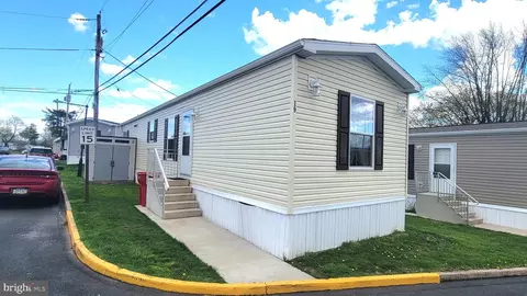 19 Valley View Rd, Birdsboro, PA 19508