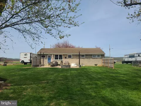 322 Bertolet Mill Rd, Oley, PA 19547 photo 5