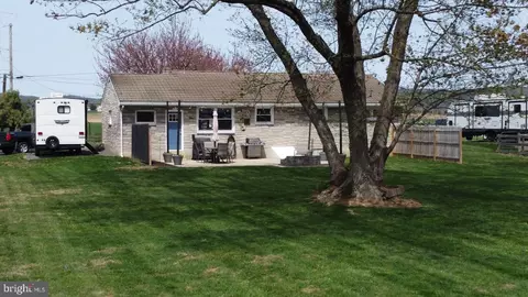322 Bertolet Mill Rd, Oley, PA 19547 photo 4