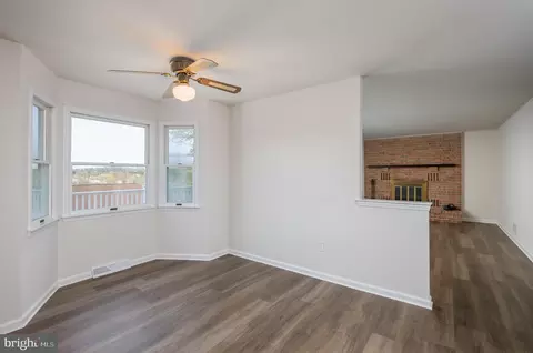 Living - 43 Estates Dr, Reading, PA 19606 photo 1 of 4