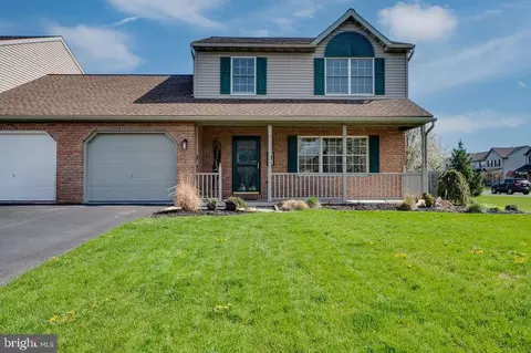 141 S View Rd, Fleetwood, PA 19522