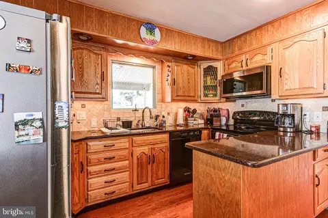 Kitchen - 3903 Kline Ave, Reading, PA 19606 photo 1 of 5