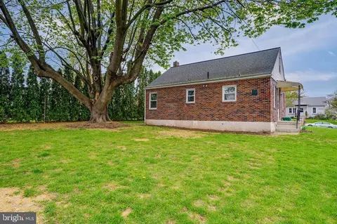 Exterior - 1732 Hancock Blvd, Reading, PA 19607 photo 6 of 9
