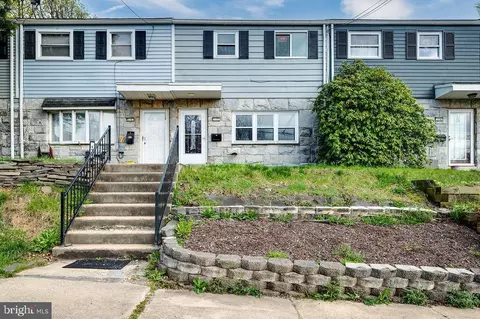112 W Jackson St, Fleetwood, PA 19522