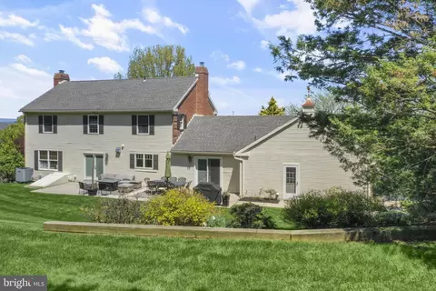 530 Arrowhead Trl, Sinking Spring, PA 19608 photo 37