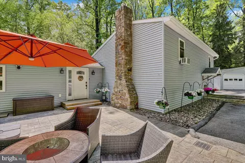 20 Erhardt Rd, Fleetwood, PA 19522