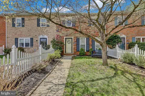 1916 Andre Ct, Reading, PA 19610 photo 2