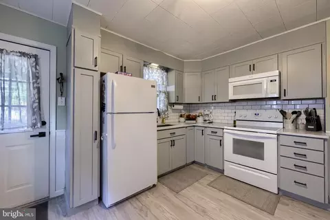 203 Intervilla Ave, Reading, PA 19609 photo 12
