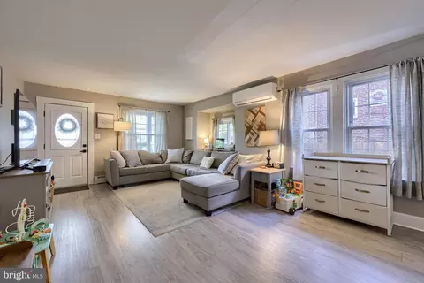 203 Intervilla Ave, Reading, PA 19609 photo 8