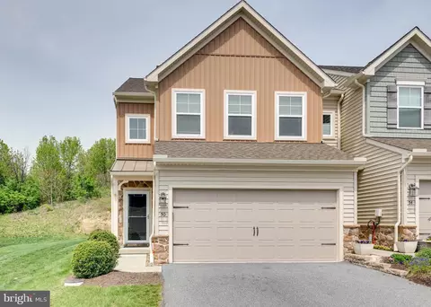 50 Wexford Ct, Morgantown, PA 19543