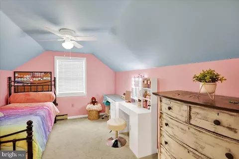 Bedroom - 904 Cacoosing Dr, Reading, PA 19608 photo 9 of 10