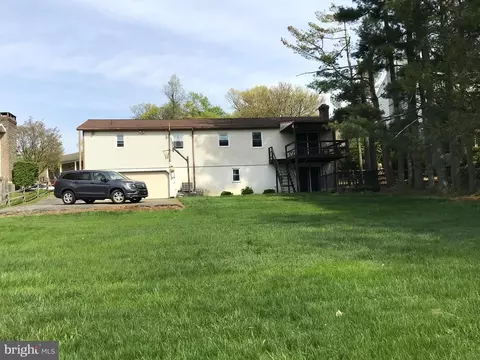211 New Castle Dr, Reading, PA 19607 photo 56