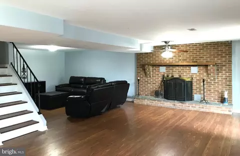 211 New Castle Dr, Reading, PA 19607 photo 37