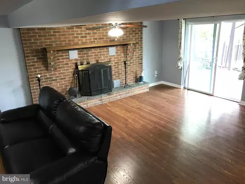 211 New Castle Dr, Reading, PA 19607 photo 36